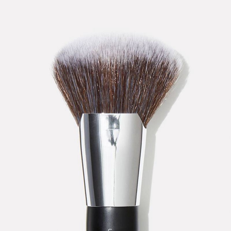 slide 2 of 3, e.l.f. Travel Blending Brush, 1 ct