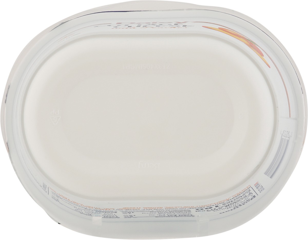 slide 2 of 9, Daisy Cottage Cheese, with Peaches, 4% Milkfat Minimum, 6 oz