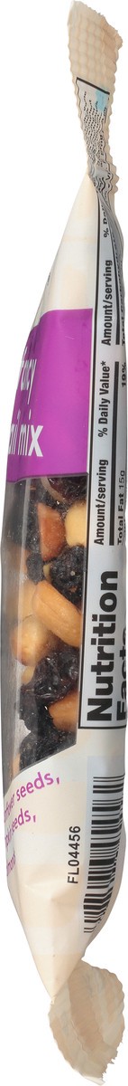 slide 3 of 13, DSD SNACKS Grab & Run Fancy Trail Mix, 1 ct