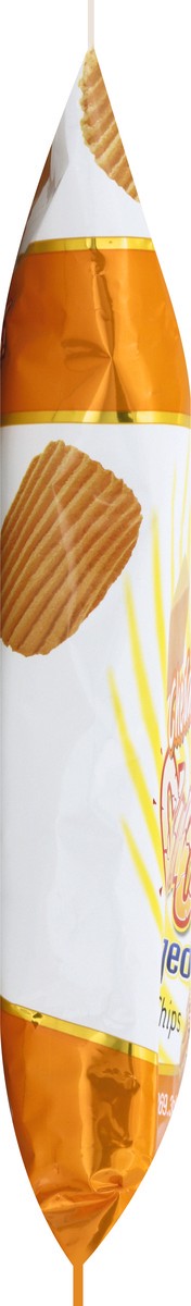 slide 8 of 13, Martin's Crunchy Ridged Cheddar & Sour Cream Flavored Potato Chips 9.5 oz, 9.5 oz