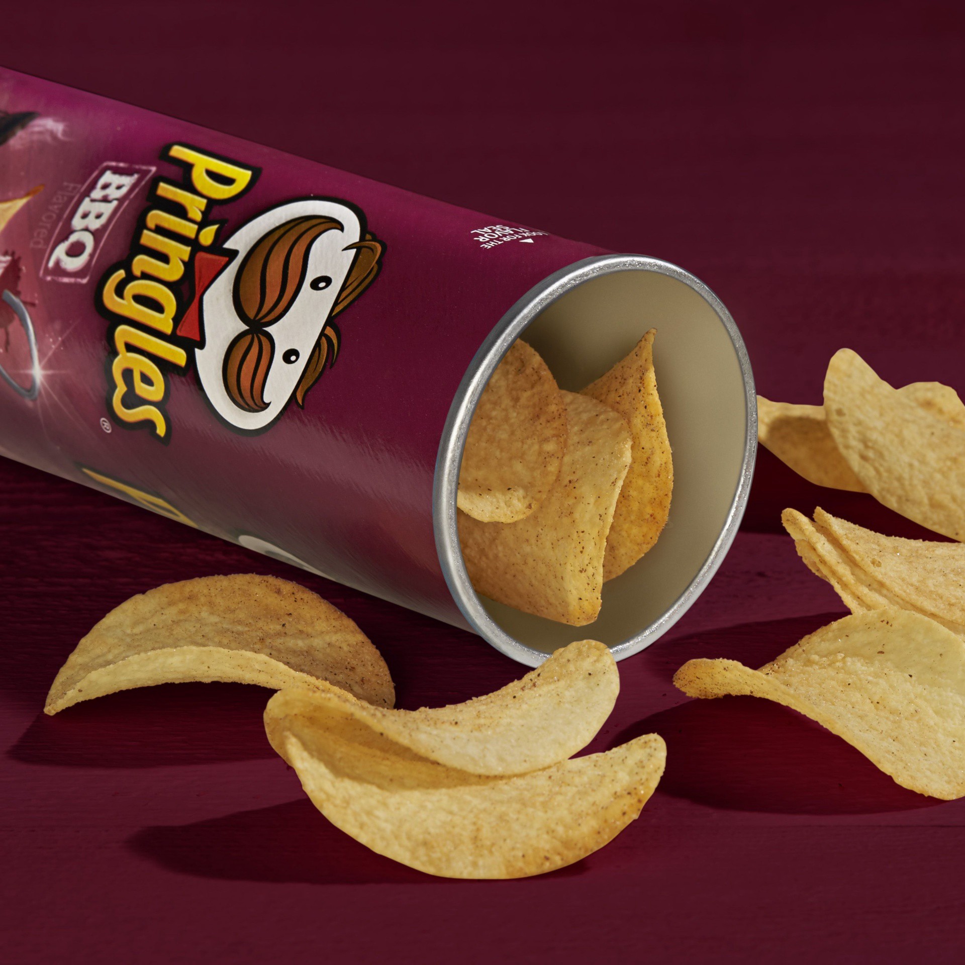 slide 5 of 7, Pringles BBQ Potato Crisps, 5.5 oz