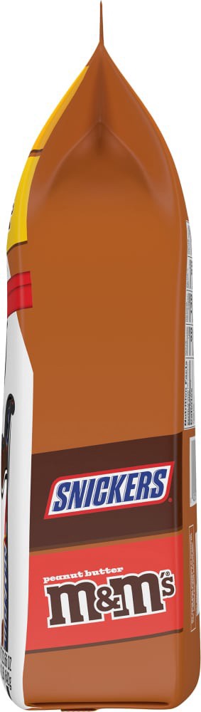slide 4 of 4, Mars M&M's & Snickers Milk Chocolate Halloween Candy Variety Assortment - 35 Ct Bulk Bag, 22.66 oz