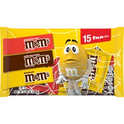 M&M's Milk Chocolate, Peanut & Peanut Butter Fun Size Halloween Candy Variety Pack, 15 Ct Bag