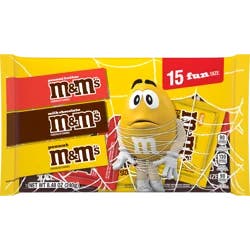 M&M's Milk Chocolate, Peanut & Peanut Butter Fun Size Halloween Candy Variety Pack, 15 Ct Bag