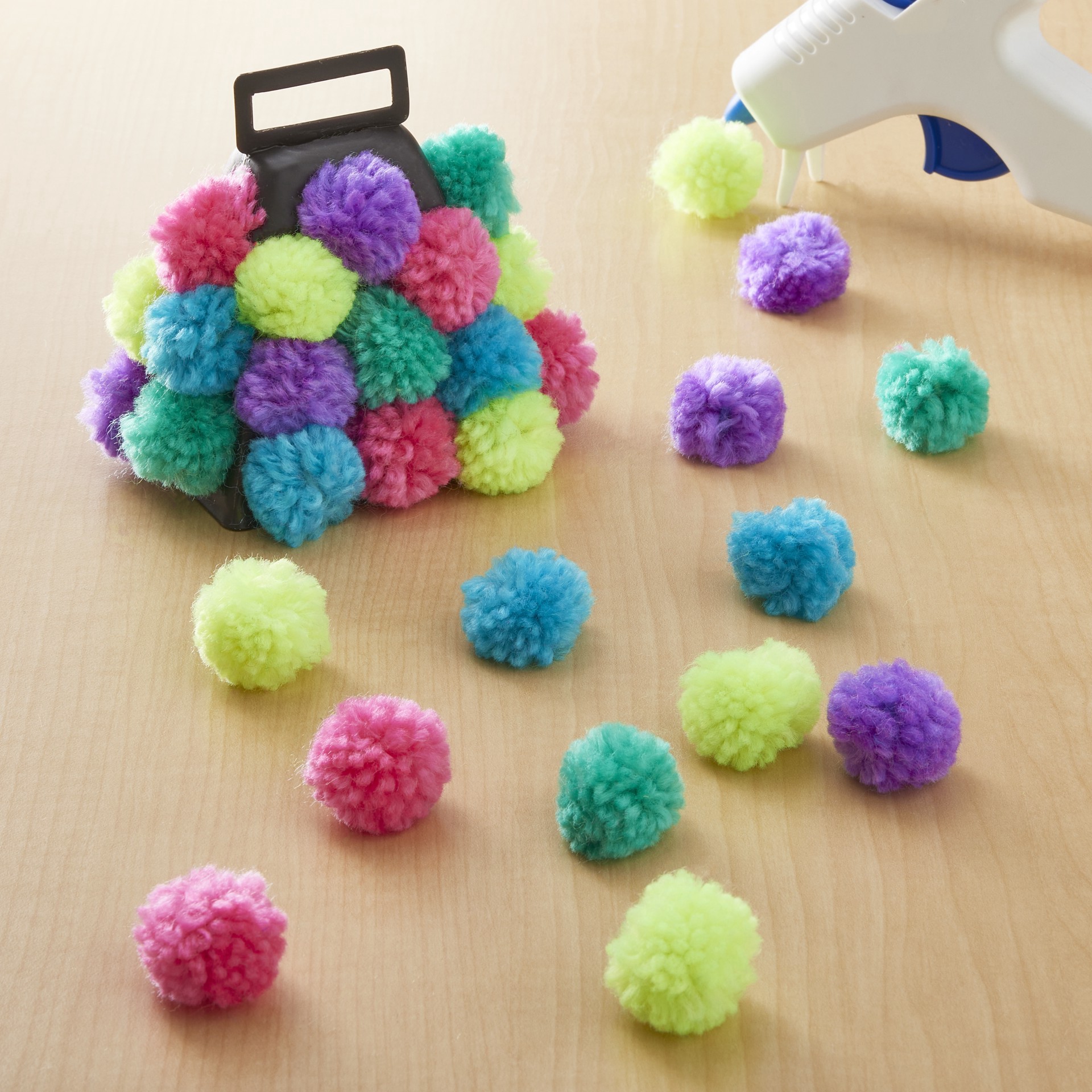 slide 3 of 3, Bright Yarn Pom Poms By Creatology, 1 in