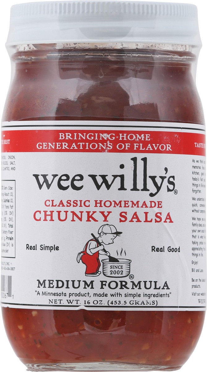 slide 8 of 12, Wee Willy's Medium Chunky Salsa,