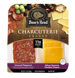 Boar's Head Uncured Pepperoni & Vermont Cheddar Cheese Charcuterie