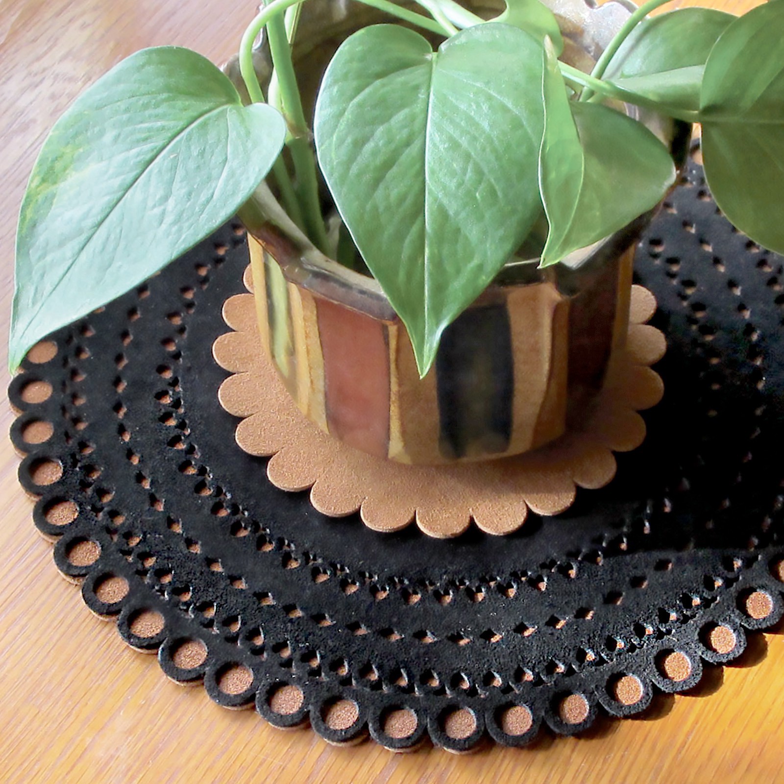 slide 4 of 5, Black Suede Split Leather By Artminds, 1 ct