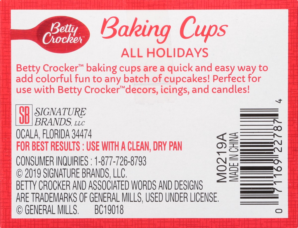 slide 8 of 9, Betty Crocker All Holidays Cupcake Liners, 100 ct