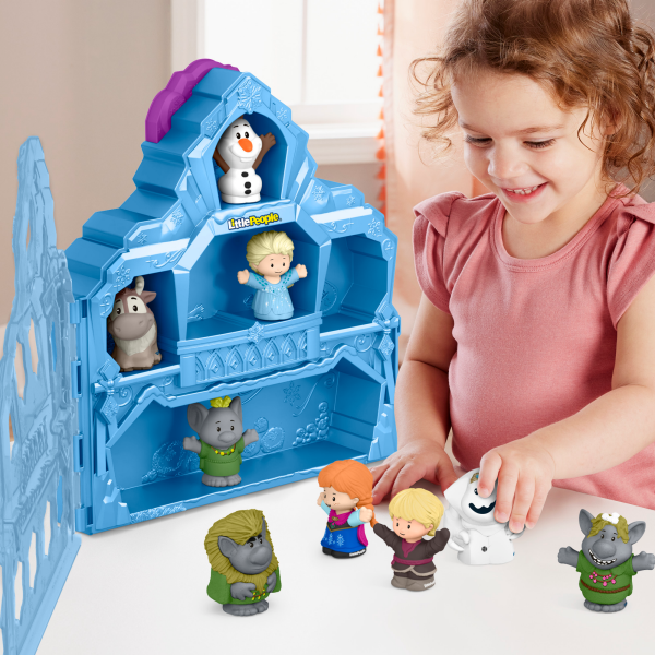 slide 20 of 21, Fisher-Price Fisher Price Disney Frozen Carry Along Castle Case by Little People, 1 ct