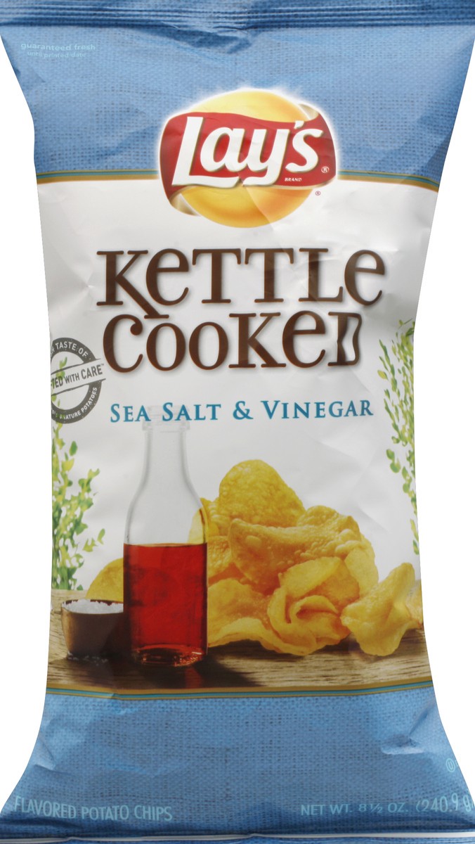 slide 5 of 6, Lay's Lays Salt And Vinegar Kettle Chips, 8 oz