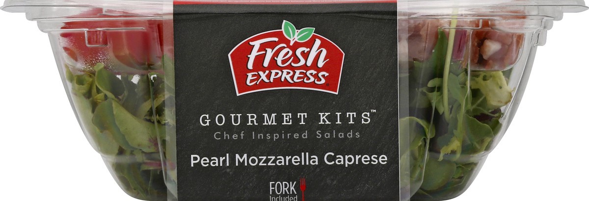 slide 1 of 10, Fresh Express Pearl Mozzarella Caprese 5.7 oz, 5.7 oz