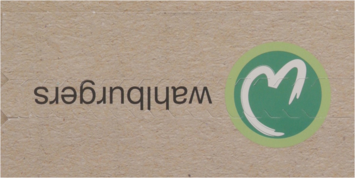 slide 10 of 16, Wahlburgers Bacon & Cheddar Angus Beef Burgers 6 - 0.33 lb Burgers, 6 ct; 2 lb