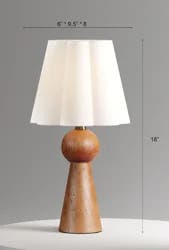 ROOM & RETREAT RR Scalloped Table Lamp