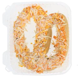 Weis2Go Buffalo Chicken Pretzel