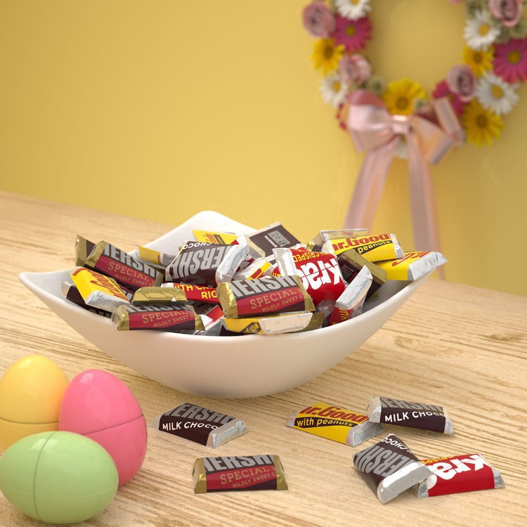 slide 47 of 63, Hershey's Miniatures Assorted Chocolate Candy Party Pack, 35.9 oz, 35.9 oz