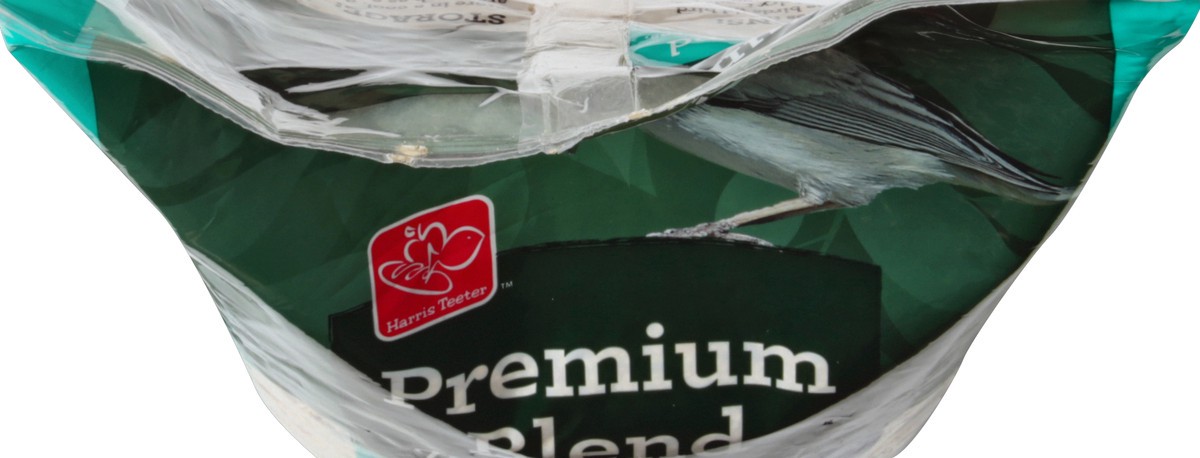 slide 4 of 5, Harris Teeter Wild Bird Seed, 5 lb