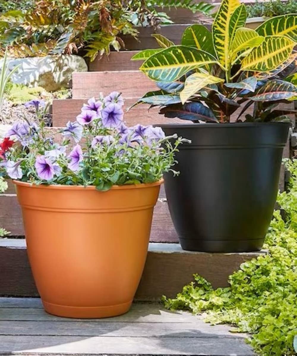 slide 5 of 5, Garden Treasures Round 16.0-in W x 16.0-in L Orange Plastic Indoor/Outdoor Planter, 1 ct