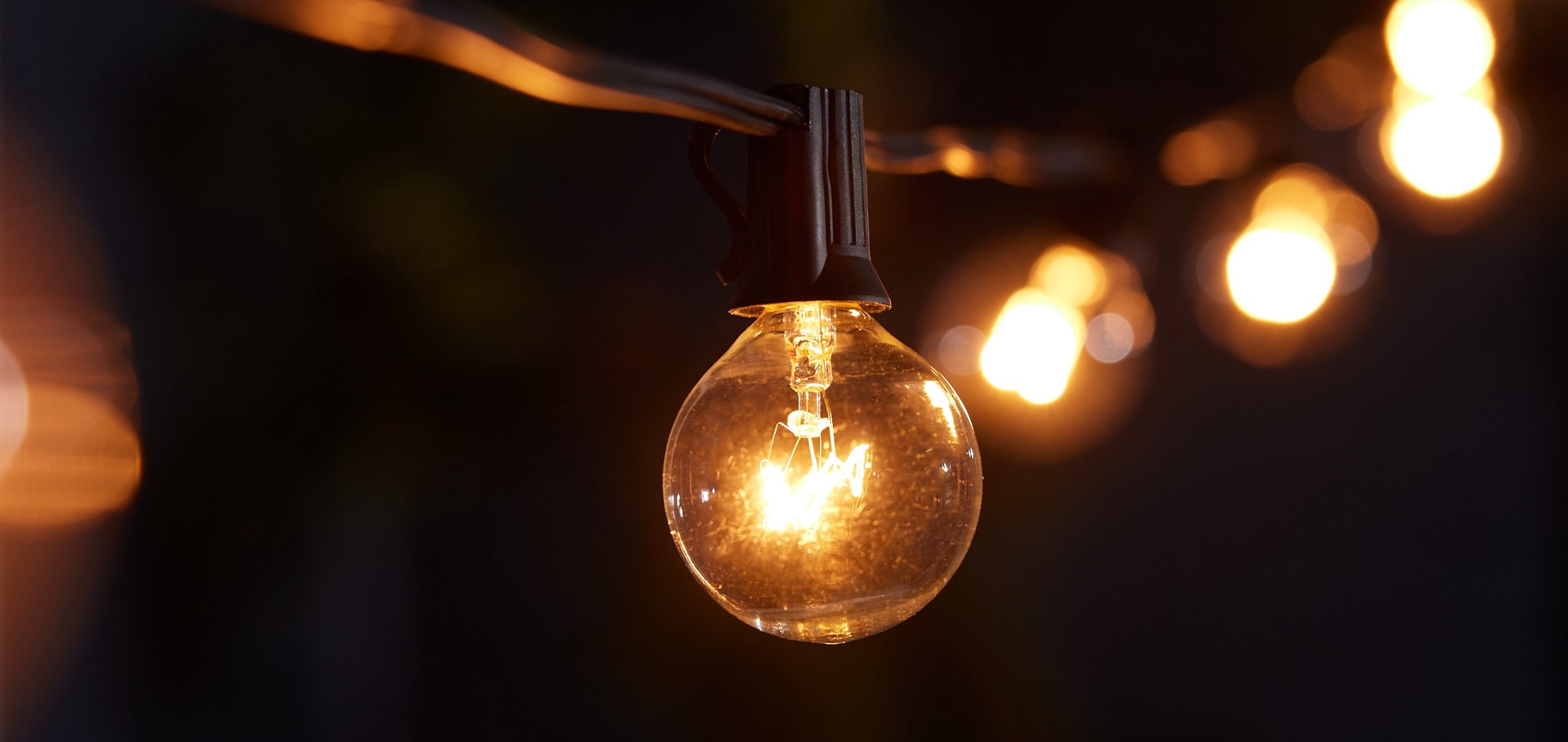 slide 3 of 6, Harbor Breeze 13-ft Plug-in Black Indoor/Outdoor String Light with 10 White -Light Incandescent Globe Bulbs, 1 ct