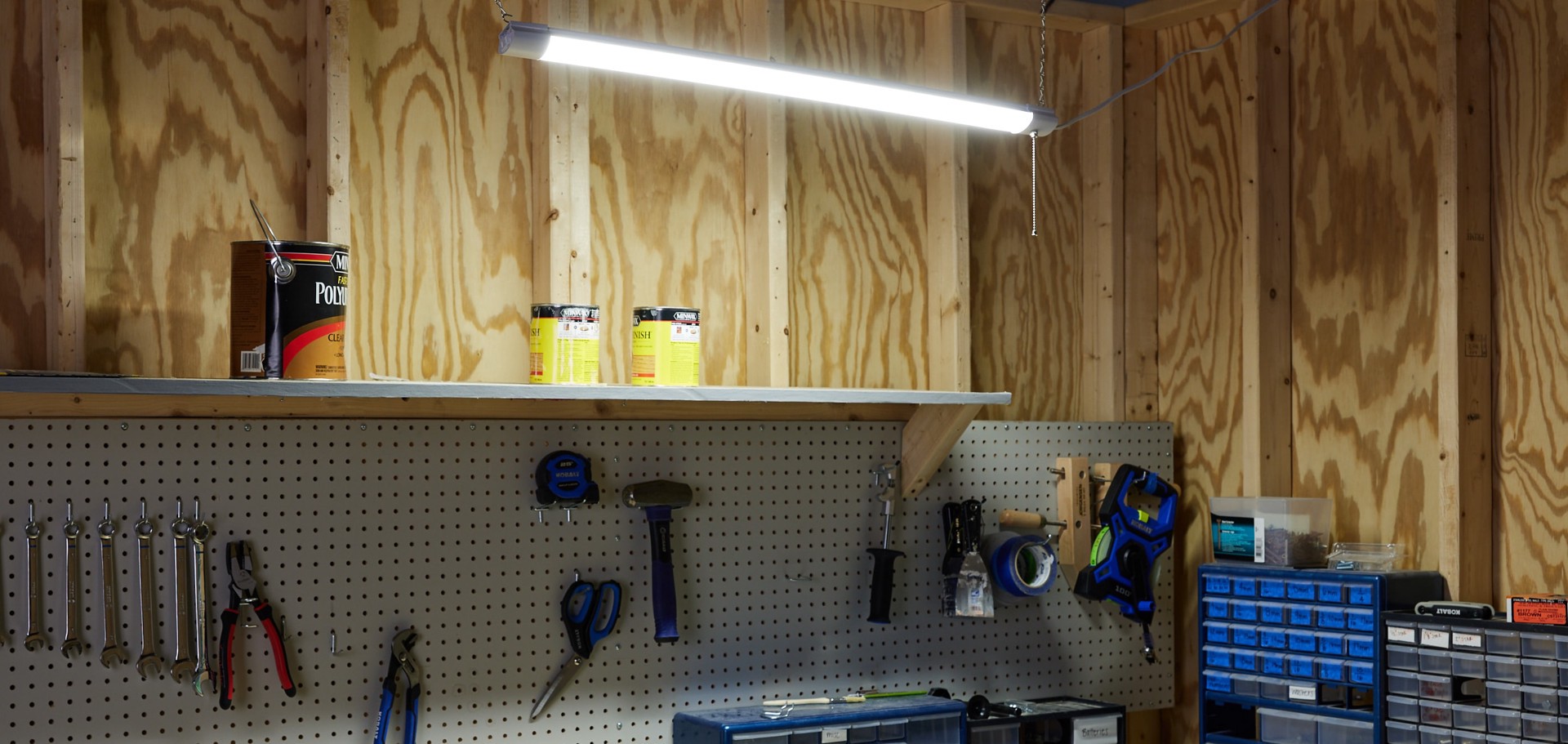 slide 2 of 6, Utilitech 3-ft 3000 Lumens White Cool White LED Linear Garage Shop Light, 1 ct