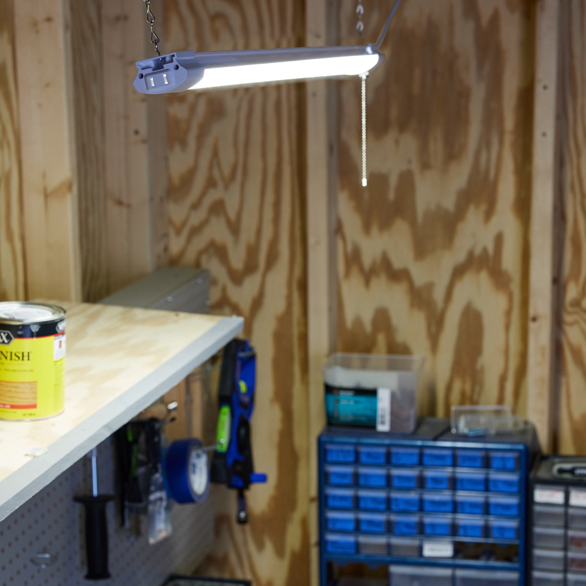 slide 4 of 6, Utilitech 3-ft 3000 Lumens White Cool White LED Linear Garage Shop Light, 1 ct