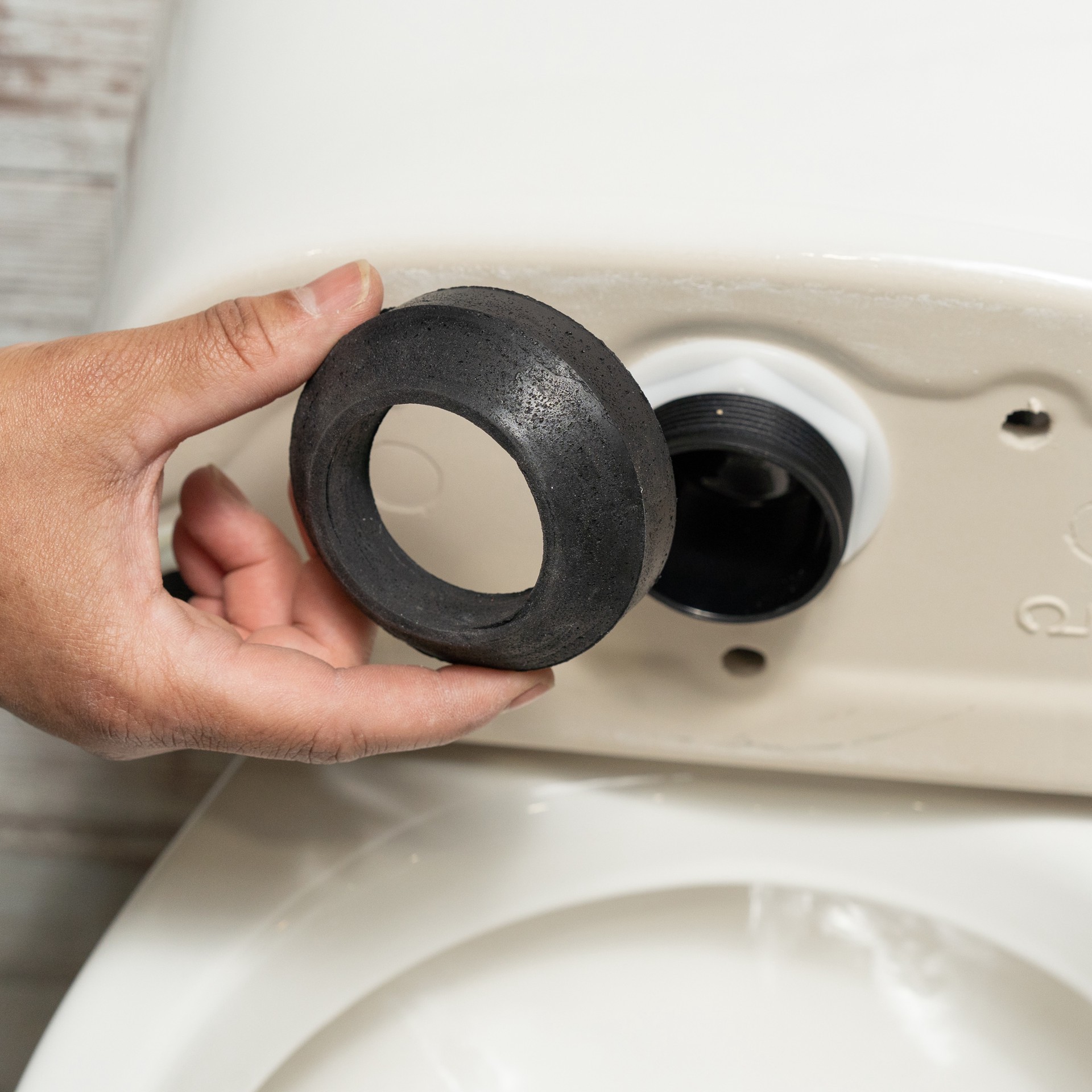 slide 5 of 5, RELIABILT 2-in Black Rubber Toilet gasket, 1 ct