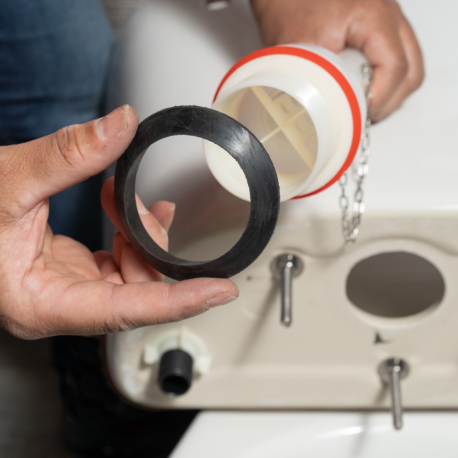 slide 3 of 6, RELIABILT 2-in Black Rubber Universal Fit Flush valve seal for, 1 ct