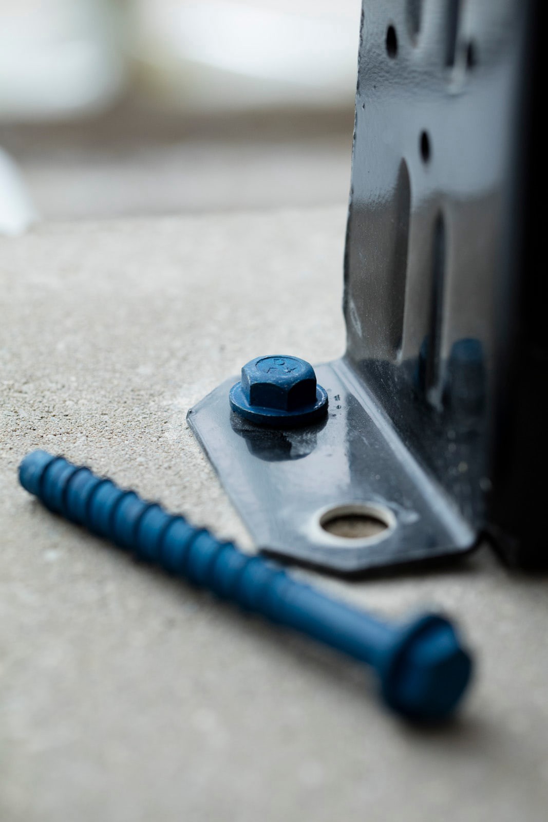 slide 6 of 6, Tapcon + 3/8-in x 1-3/4-in Concrete Screw Anchors 2-Pack, 1 ct