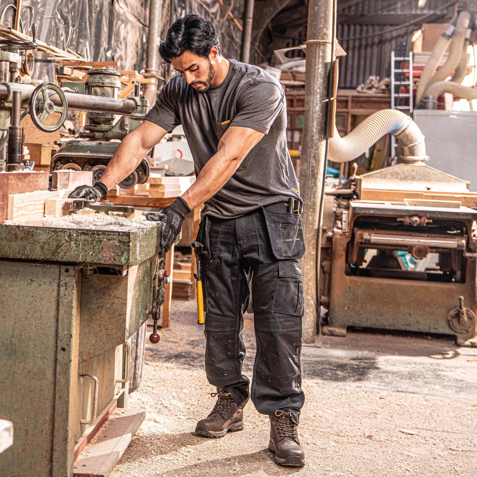 slide 5 of 6, DEWALT Pro Tradesman Men's Black Work pants ( 38 x 33 ), 1 ct