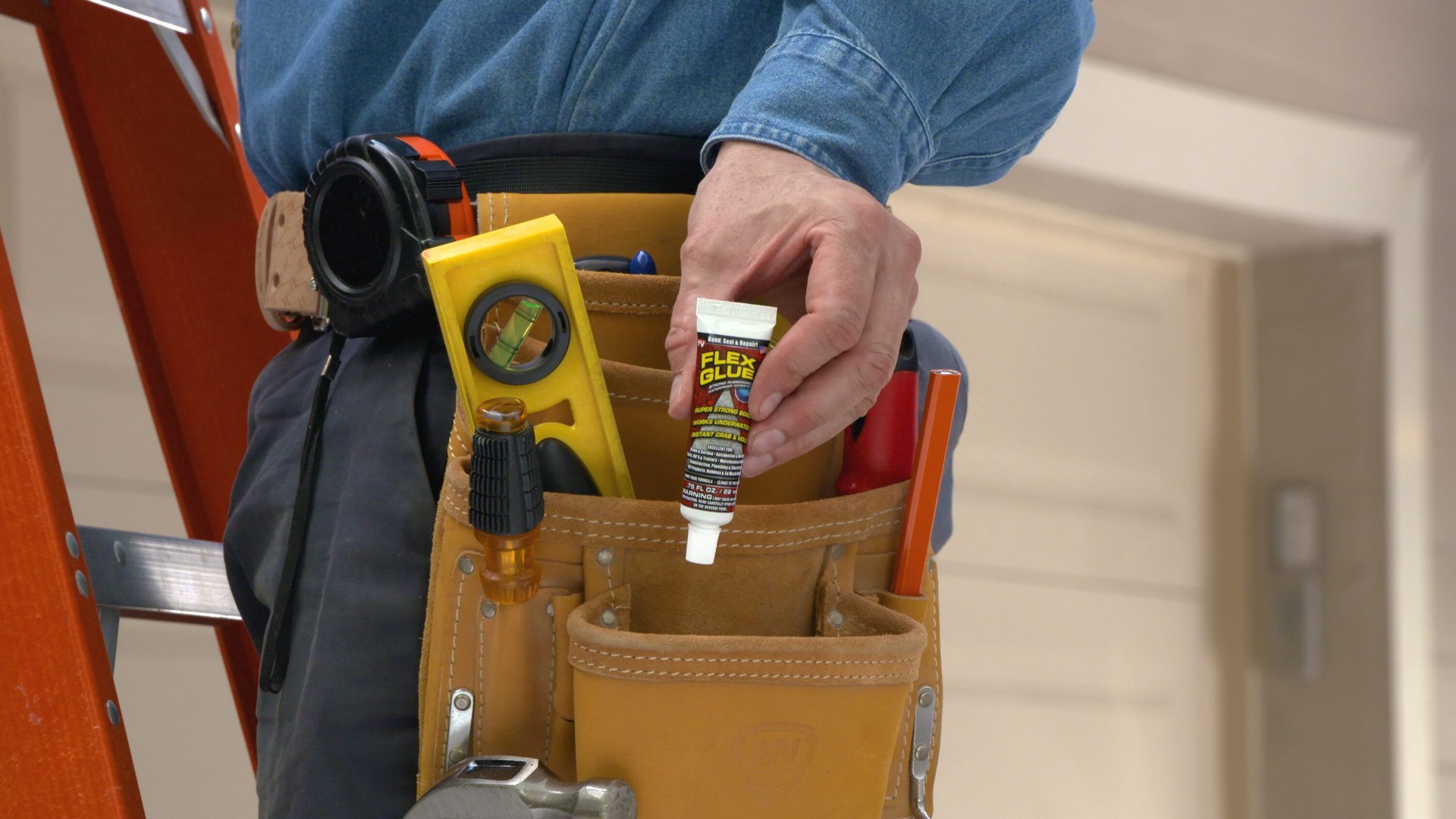 slide 2 of 6, Flex Glue Mini Rubber Clear Multi-use Interior/Exterior Construction Adhesive ( 0.6-fl oz Fluid Oz), 1 ct