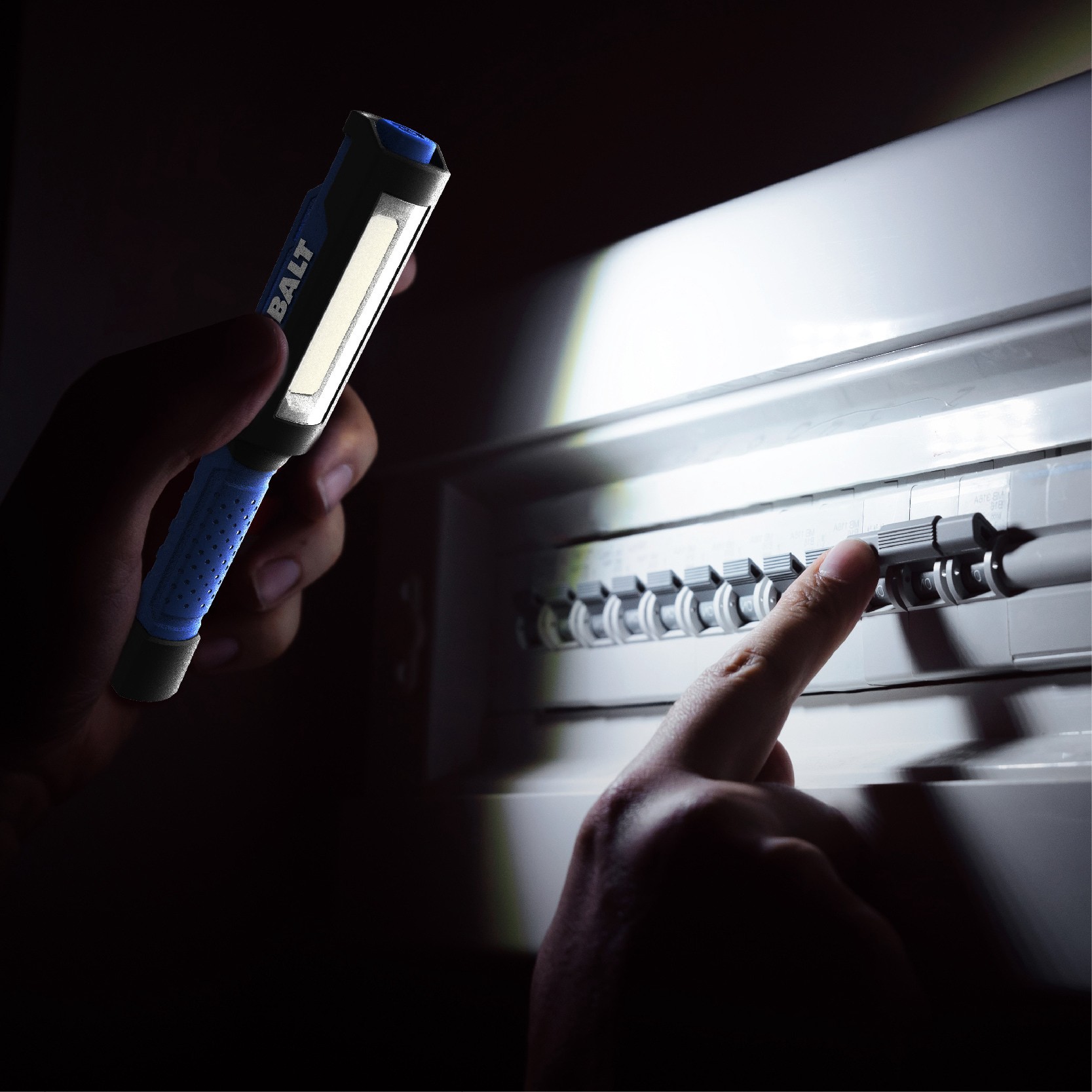 slide 5 of 5, Kobalt 200 -Lumens LED Battery-operated Handheld Work Light, 1 ct