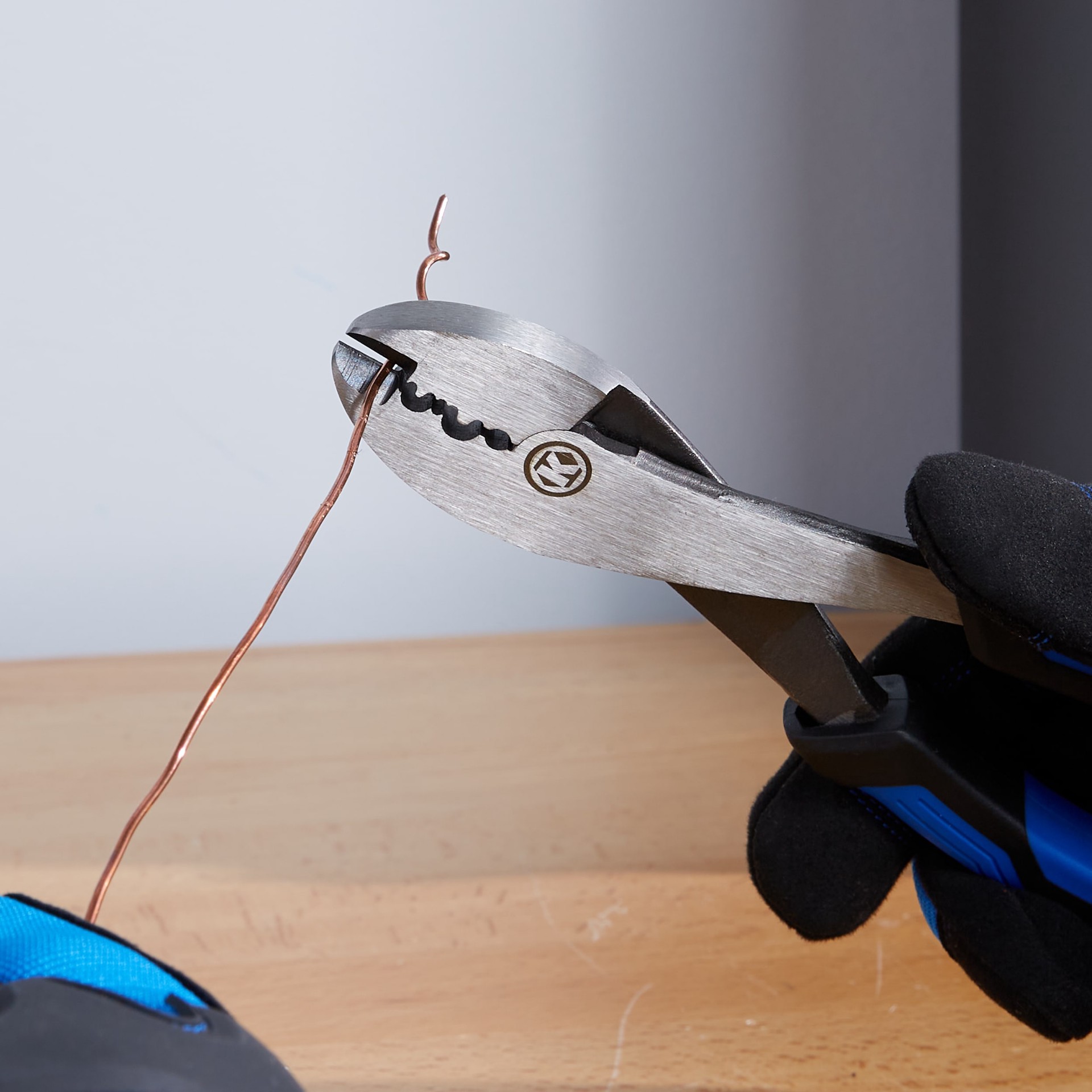 slide 4 of 6, Kobalt Crimper, 1 ct