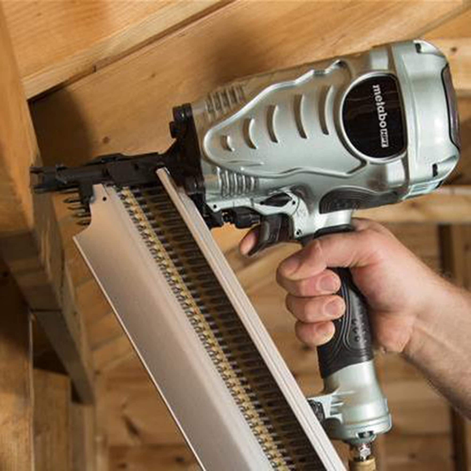 slide 5 of 6, Metabo HPT 3-in x 0.131-in 30 -Degree 10d Bright Smooth Shank Collated Framing nails ( 2500 -Per Box ), 1 ct