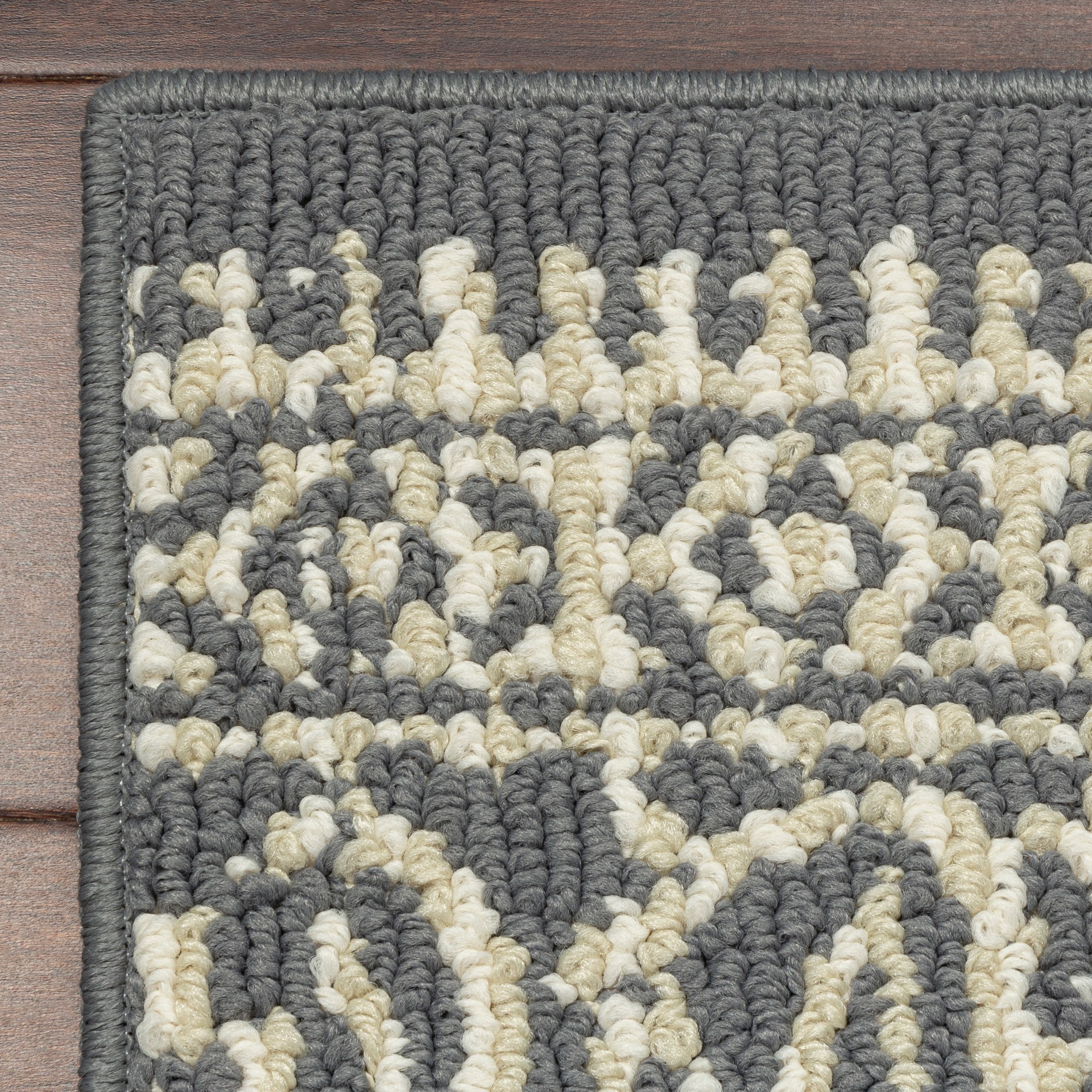 slide 5 of 6, Style Selections Bolton 2 x 3 (ft) Tufted Polyester Gray/Cream Rectangular Indoor Geometric Machine washable Throw rug, 1 ct