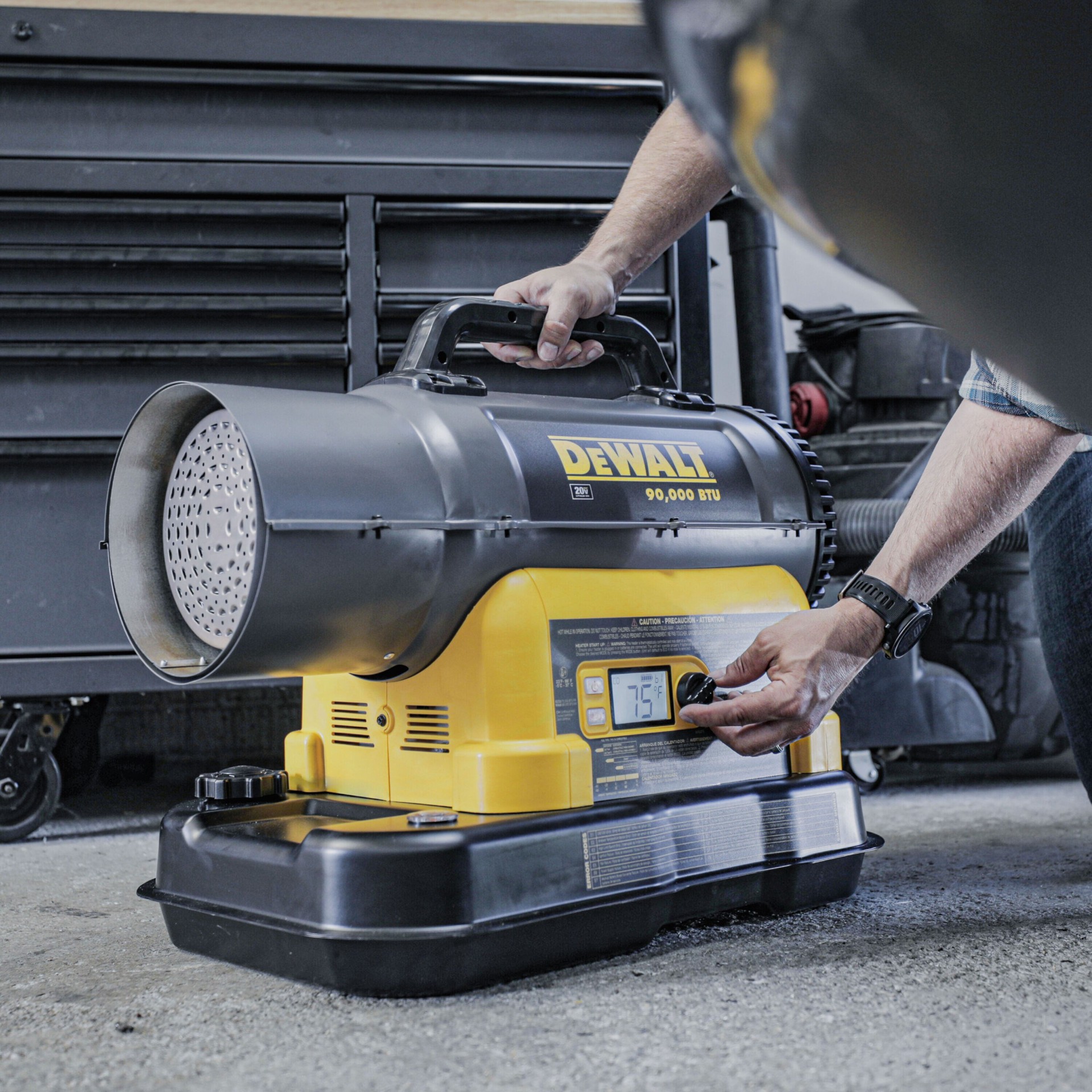 slide 2 of 6, DEWALT 90000 -BTU Forced air Outdoor Kerosene Heater, 1 ct