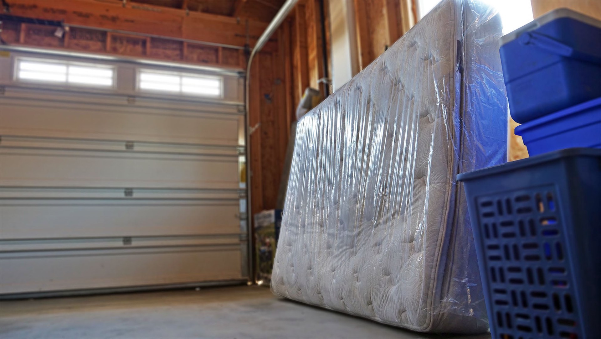 slide 5 of 5, Project Source Queen/King Mattress bag, 1 ct