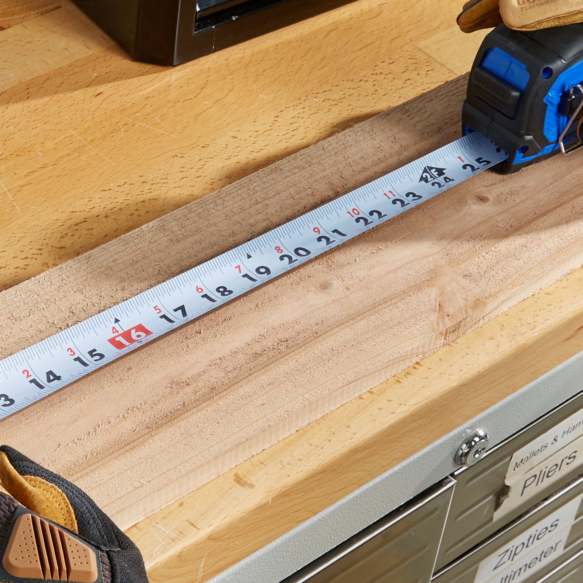 slide 5 of 6, Kobalt Compact 25-ft Tape Measure, 1 ct