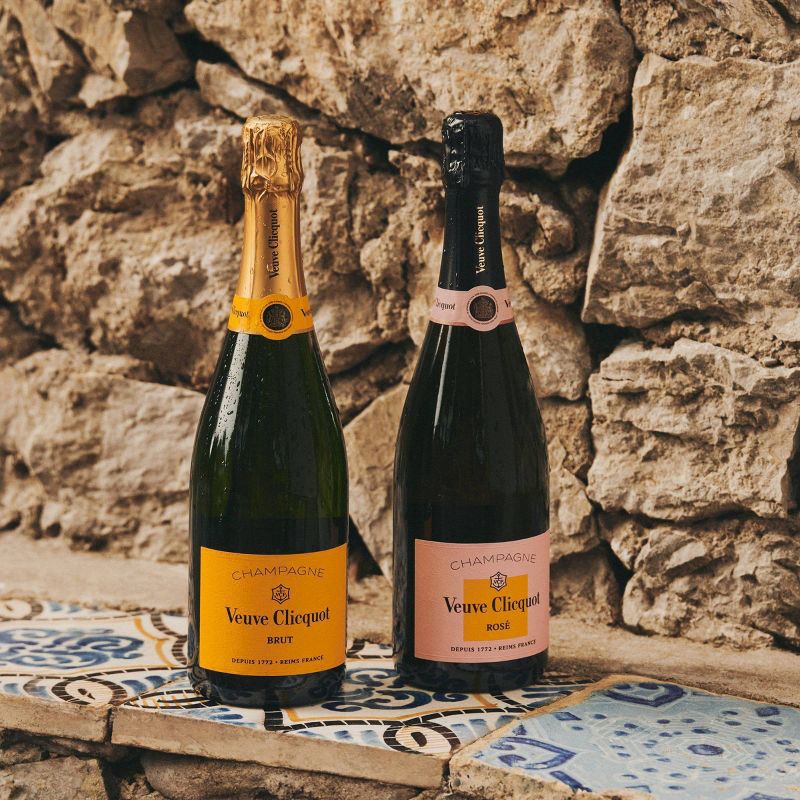 slide 3 of 4, Veuve Clicquot Rosé Champagne - 750ml Bottle, 750 ml