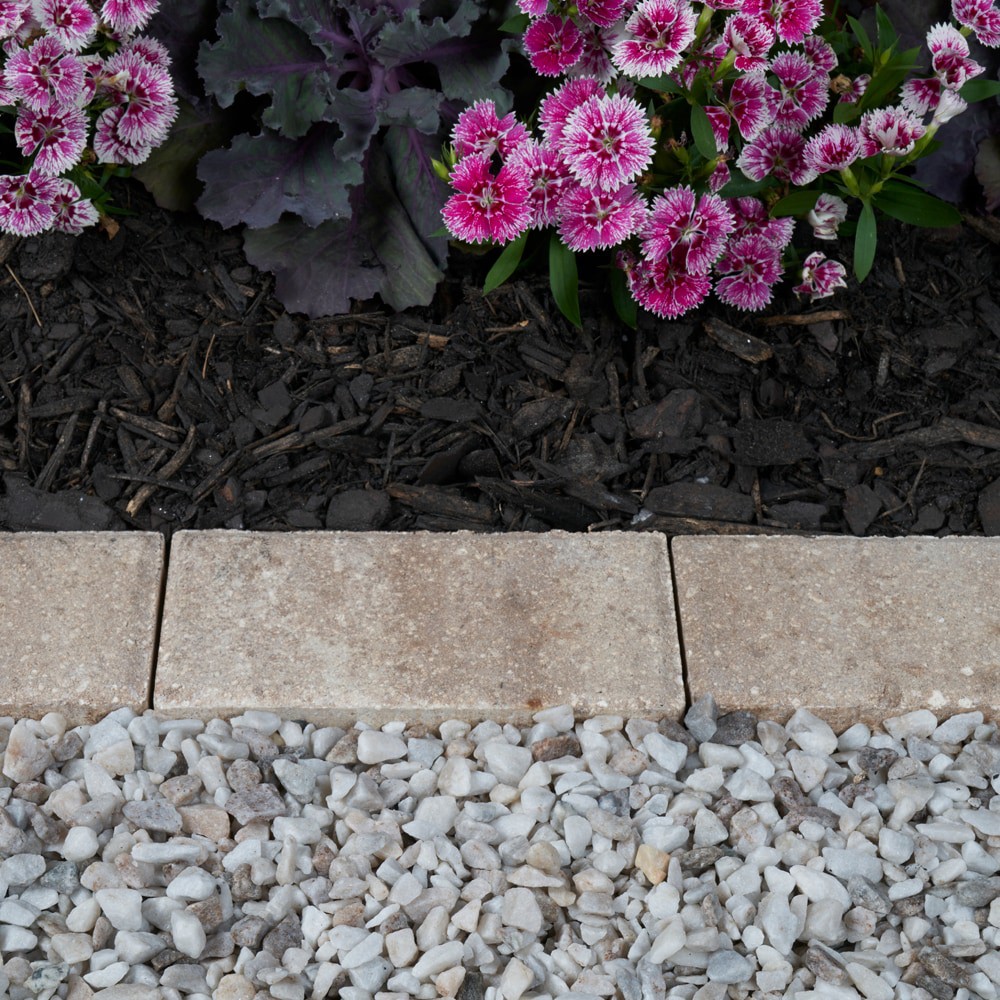 slide 5 of 6, EARTHESSENTIALS BY QUIKRETE 0.5 cu ft White Mini marble chips (More than 3-in), 1 ct