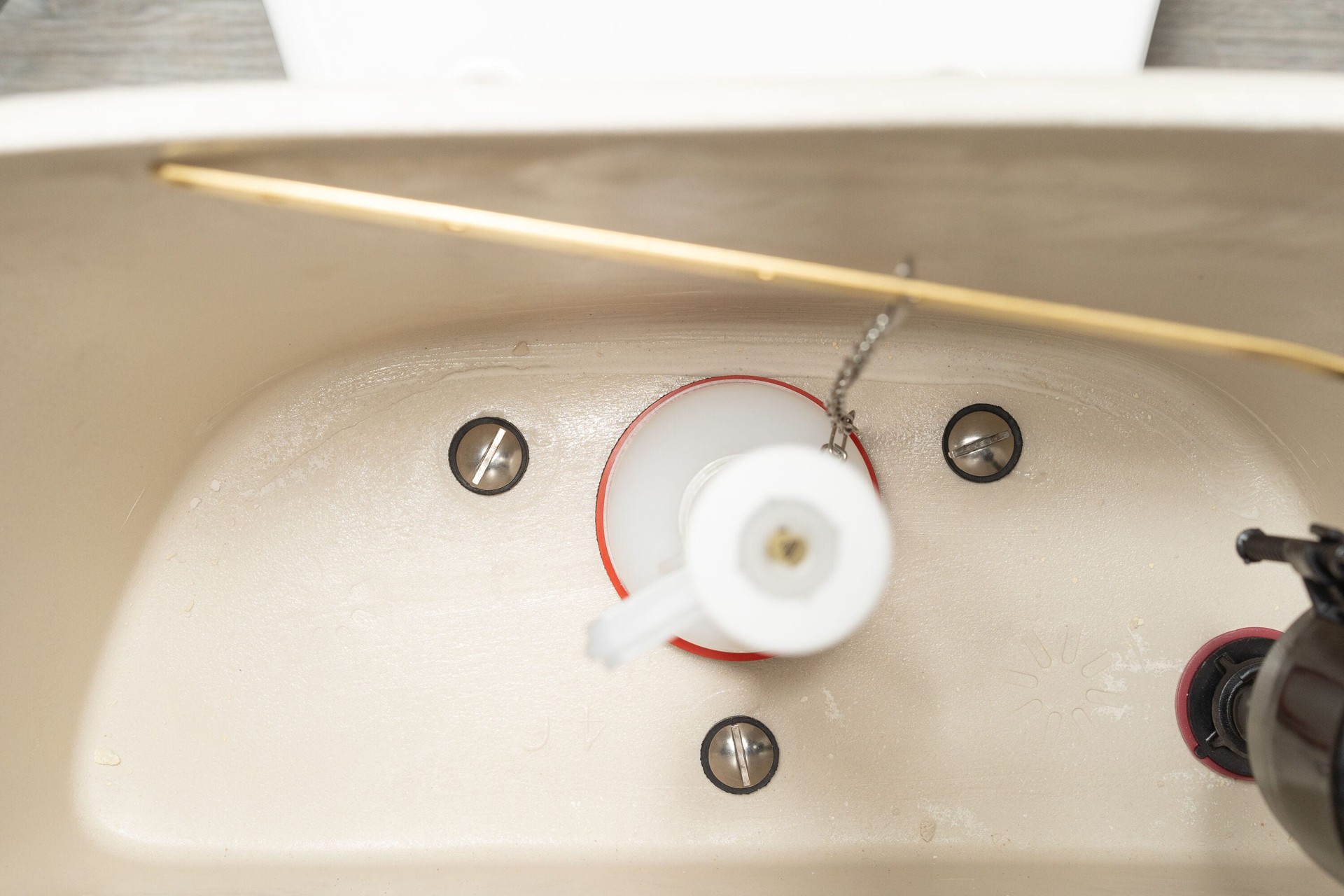 slide 6 of 6, RELIABILT White Plastic Flush valve for Mansfield, 1 ct