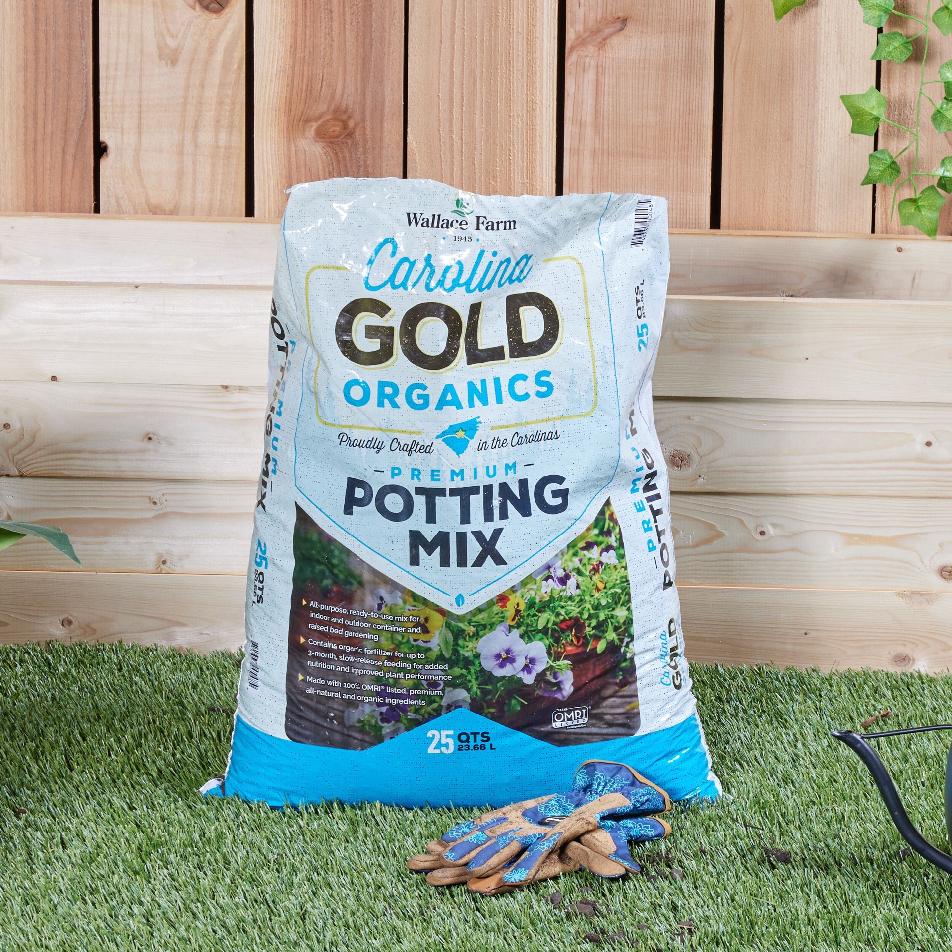 slide 6 of 6, Carolina GOLD Carolina GOLD All-purpose Organic Potting soil mix, 1 ct
