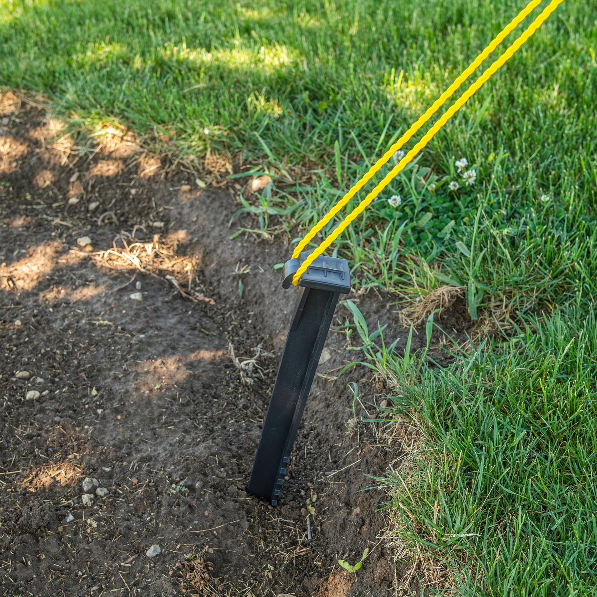 slide 4 of 4, Gardener's Blue Ribbon 15-in Plastic Tree Stake, 1 ct