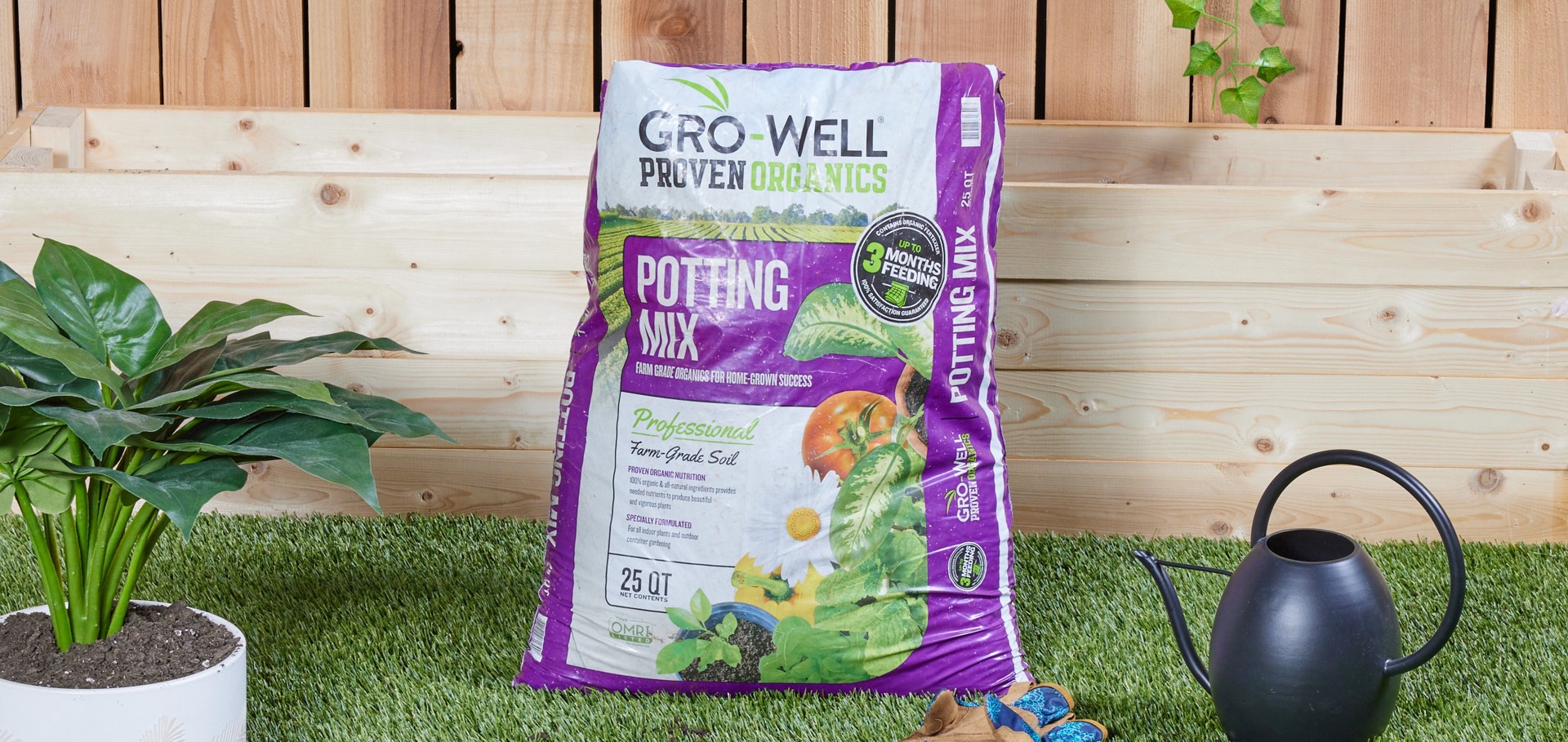 slide 4 of 6, GRO-WELL All-purpose Organic Potting soil mix, 1 ct