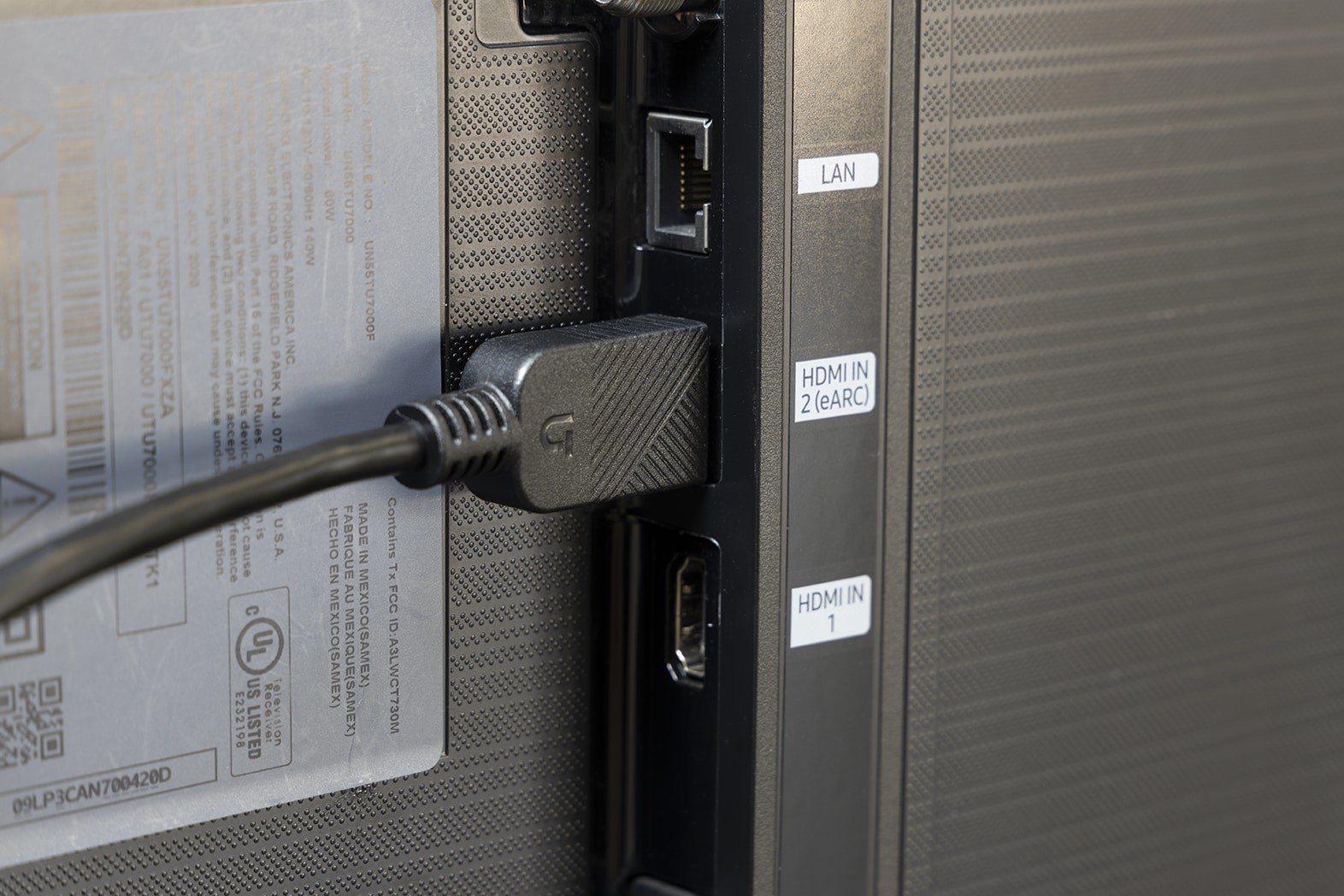 slide 1 of 6, Utilitech 4k HDMI to HDMI 25-ft Black, 1 ct