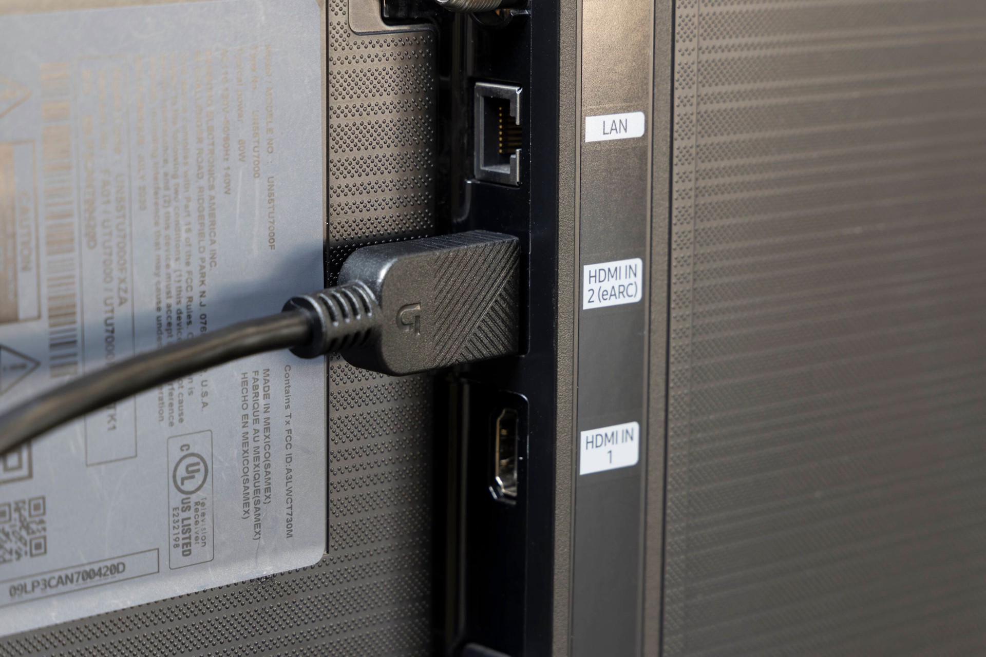 slide 5 of 6, Utilitech 4k HDMI to HDMI 6-ft Black, 1 ct