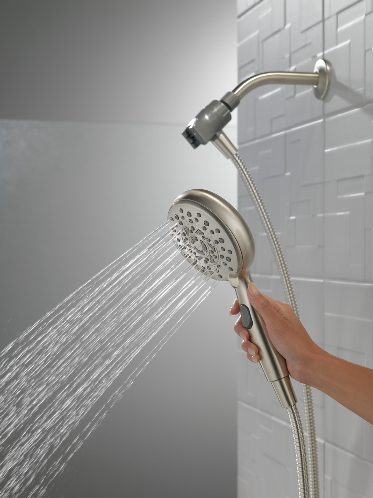 slide 2 of 6, Delta SureDock Magnetic 6.0 -Spray Satin Nickel 4.875-in Round High Pressure Handheld Shower Head 1.75 GPM, 1 ct