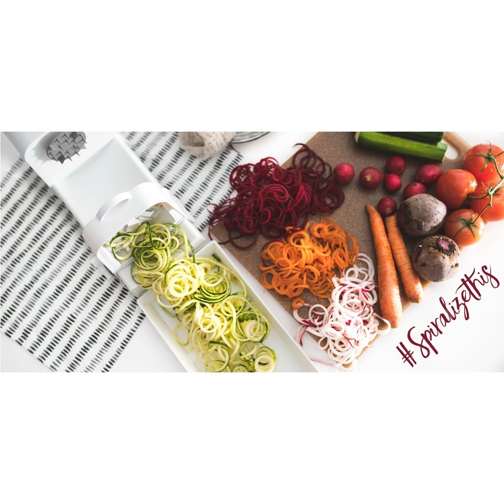 slide 4 of 4, BELLA Spiralizer, 1 ct