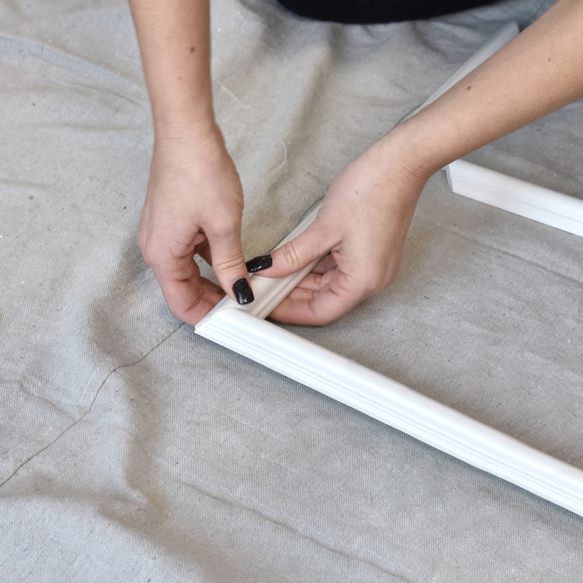 slide 6 of 6, BUILD and BATTEN Wall Panel Rail Kit Finished Polystyrene Picture Frame Moulding 2 -Pack, 1 ct