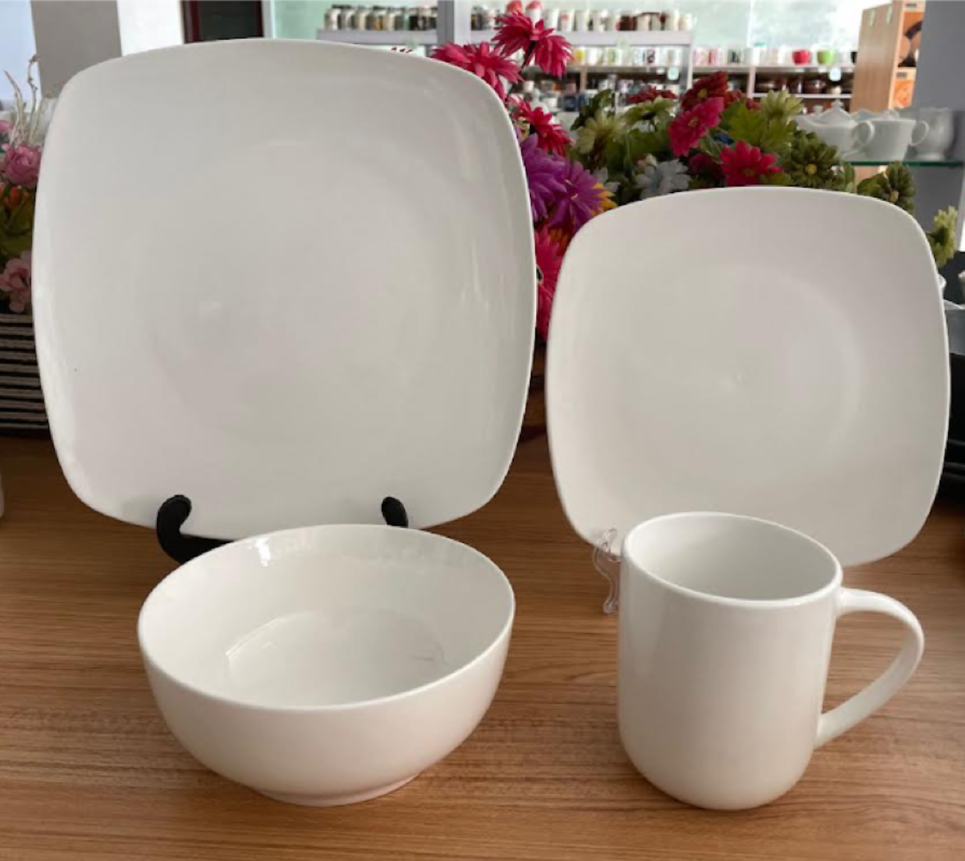 slide 1 of 1, allen + roth 16 -Piece Porcelain Dinnerware, 1 ct