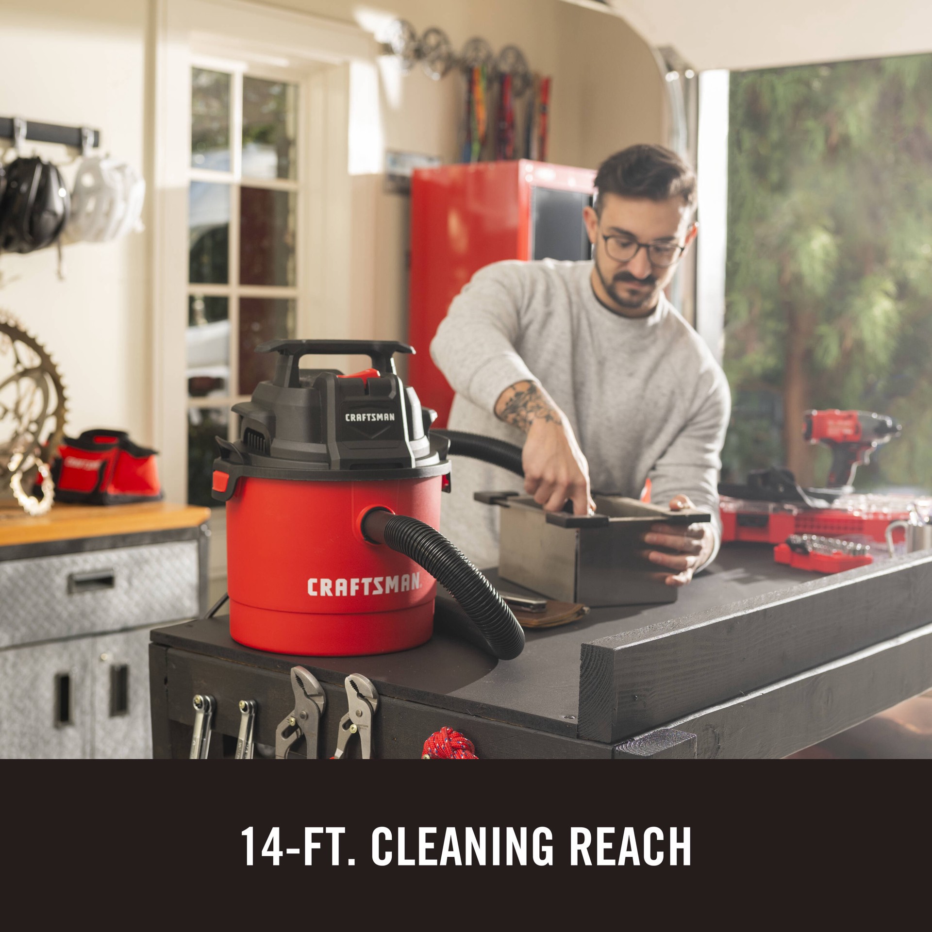 slide 6 of 6, CRAFTSMAN 2.5-Gallon 2 HP Corded Wet/Dry Shop Vacuum with Accessories Included, 1 ct